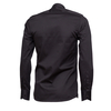 Однотонная приталенная рубашка черного цвета с длинными рукавами
